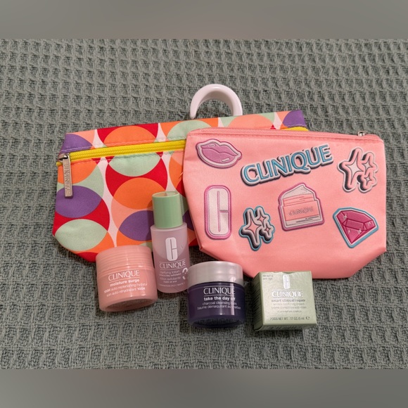 Clinique bundle of travel size items all New - Picture 10 of 10